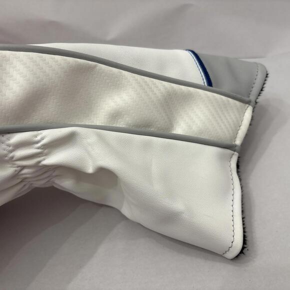 Taylormade SIM Driver Headcover White/Blue - Picture 8 of 10